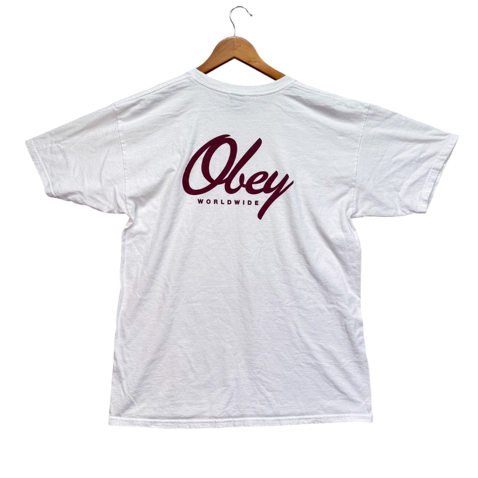 Obey Worldwide Logo Script Quality Dissent Established 1989