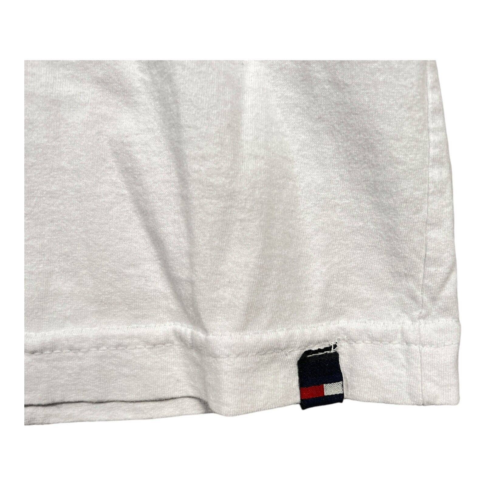 Tommy Jeans x Looney Tunes Tweety Bird Sylvester