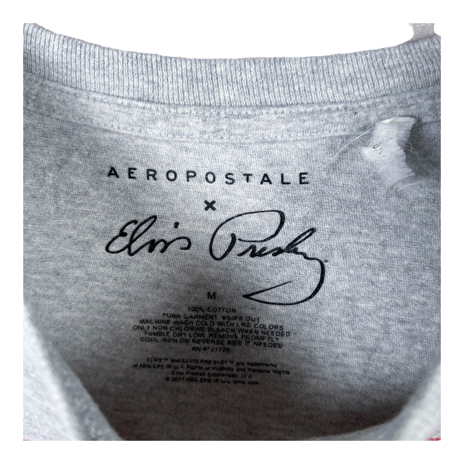 Aeropostale ELVIS PRESLEY Memphis Singing All His Hits Concert Oscars T-Shirt M