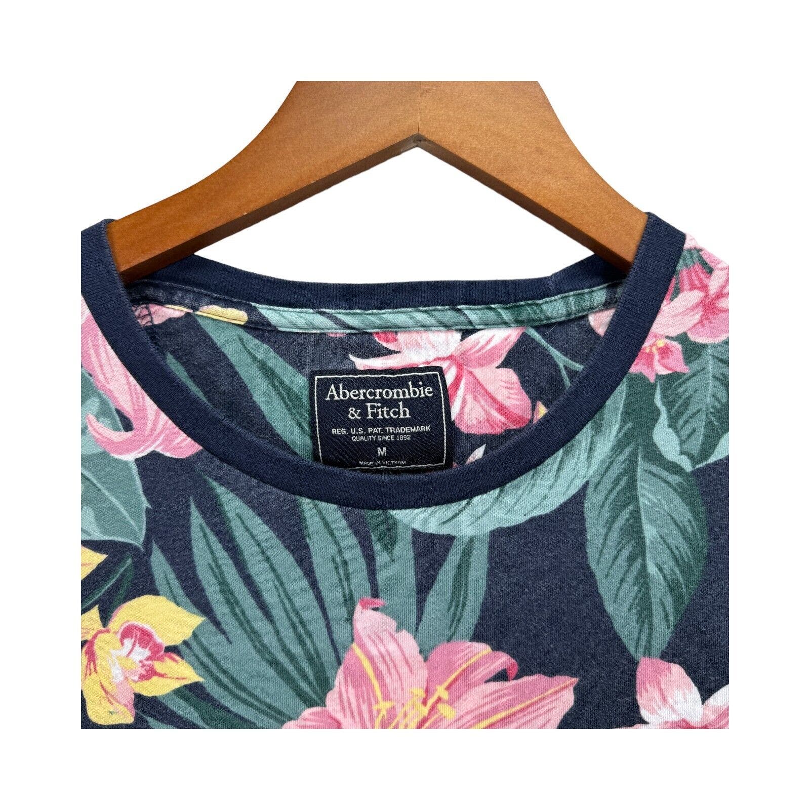 Abercrombie & Fitch Honolulu Hawai’i Hibiscus Flowers